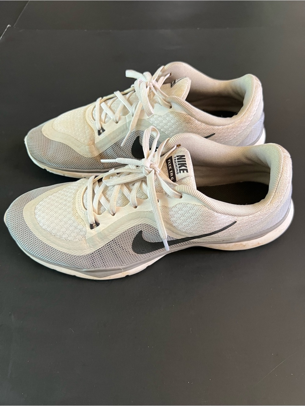 Nike Training Flex TR6 Women's Size 9 White Gray Athletic Running Shoes Sneakers